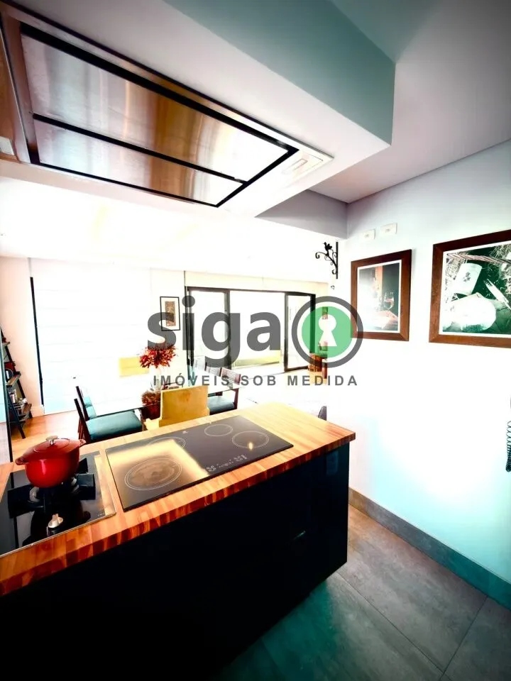 Imagem Apartamento Reformado de 171m² com 3 Suítes e Adega Climatizada.
