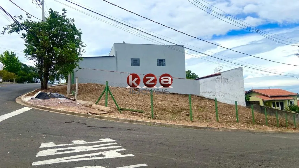 Foto do imóvel Terreno comercial à venda em Valinhos-SP, no Loteamento Residencial Ana Carolina, com 412,22m² de área!