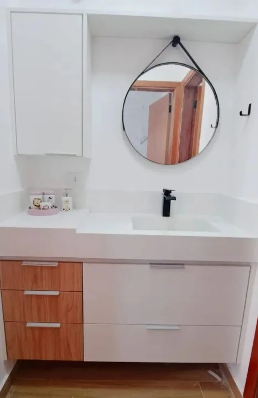 Imagem Casa em condomínio de luxo com 3 quartos e 4 vagas em Sorocaba-SP, Loteamento Dinorá Rosa. Confira!