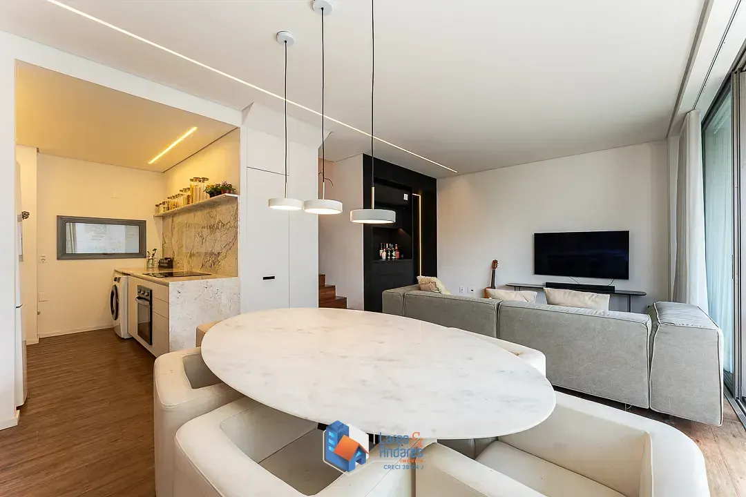 Imagem Duplex para venda em Cerqueira César com 2 quartos, sendo 2 suítes, 118m²
