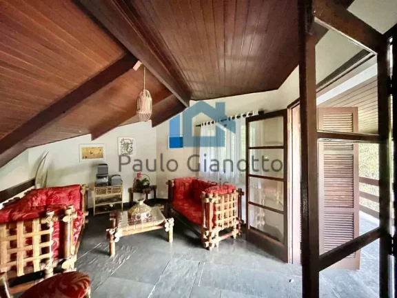 Imagem Casa Alto Padrão à venda Condomínio na Granja Viana