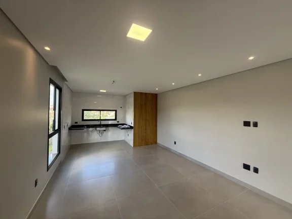 Imagem Casa à Venda, com 4 Vagas e Salão de Lazer