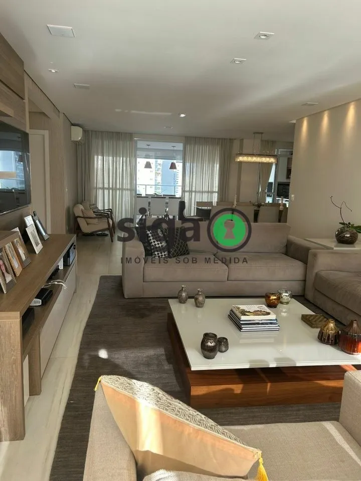 Imagem Apartamento a venda no Panamby, com 4 quartos e 4 vagas