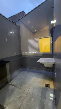 Imagem CASA MEIO TERRENO ZANETTI