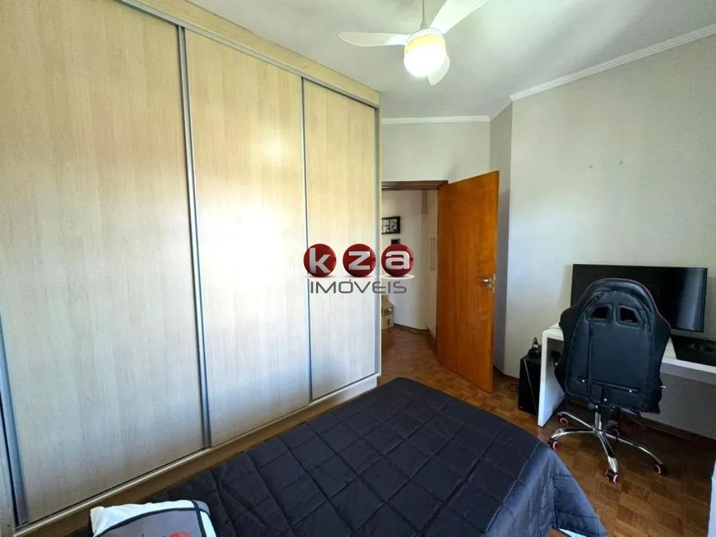 Imagem Casa a venda em condomínio em Valinhos-SP, fácil acesso para rodovias e Campinas: 3 quartos, 1 suite, 3 salas, 4 banheiros, 2 vagas.