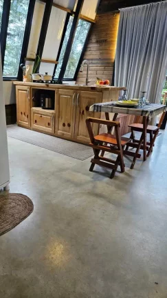 Imagem Chácara com 3 dormitórios e 2 vagas de garagem em Salto do Engenho | Campo Alegre/SC
