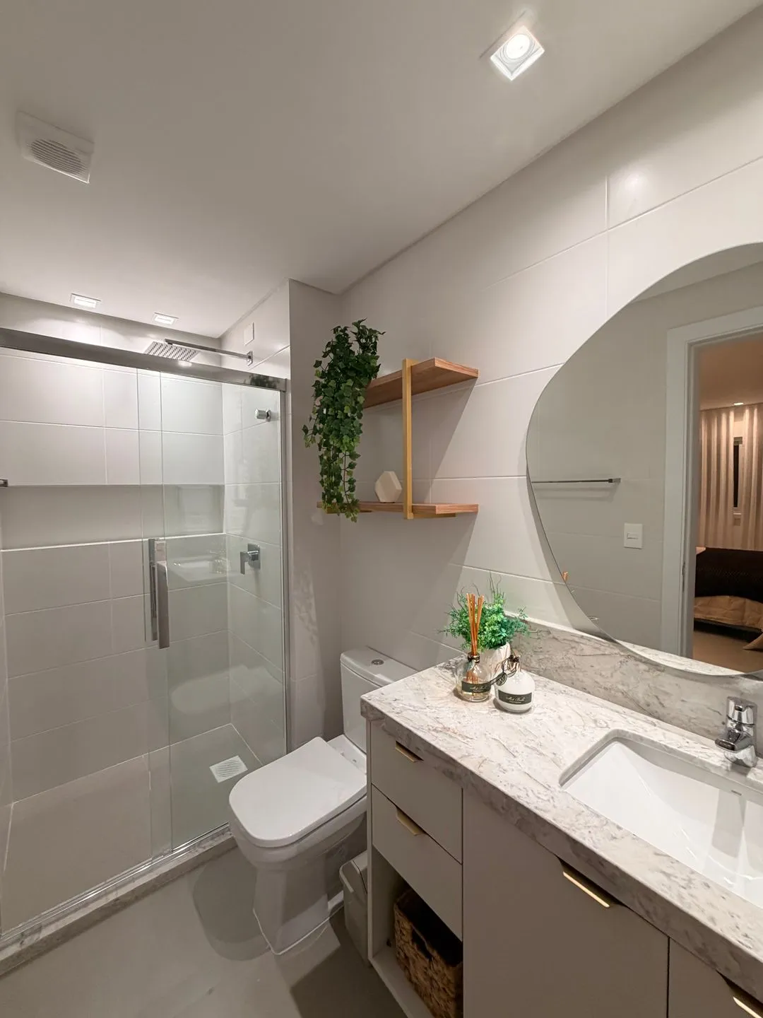 Imagem Apartamento à venda em Torres, Predial, com 1 quarto, 52m2