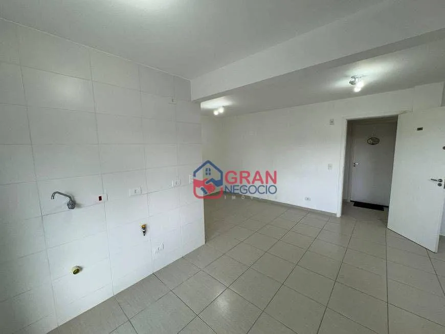 Imagem Apartamento com varanda à venda em Colombo/PR