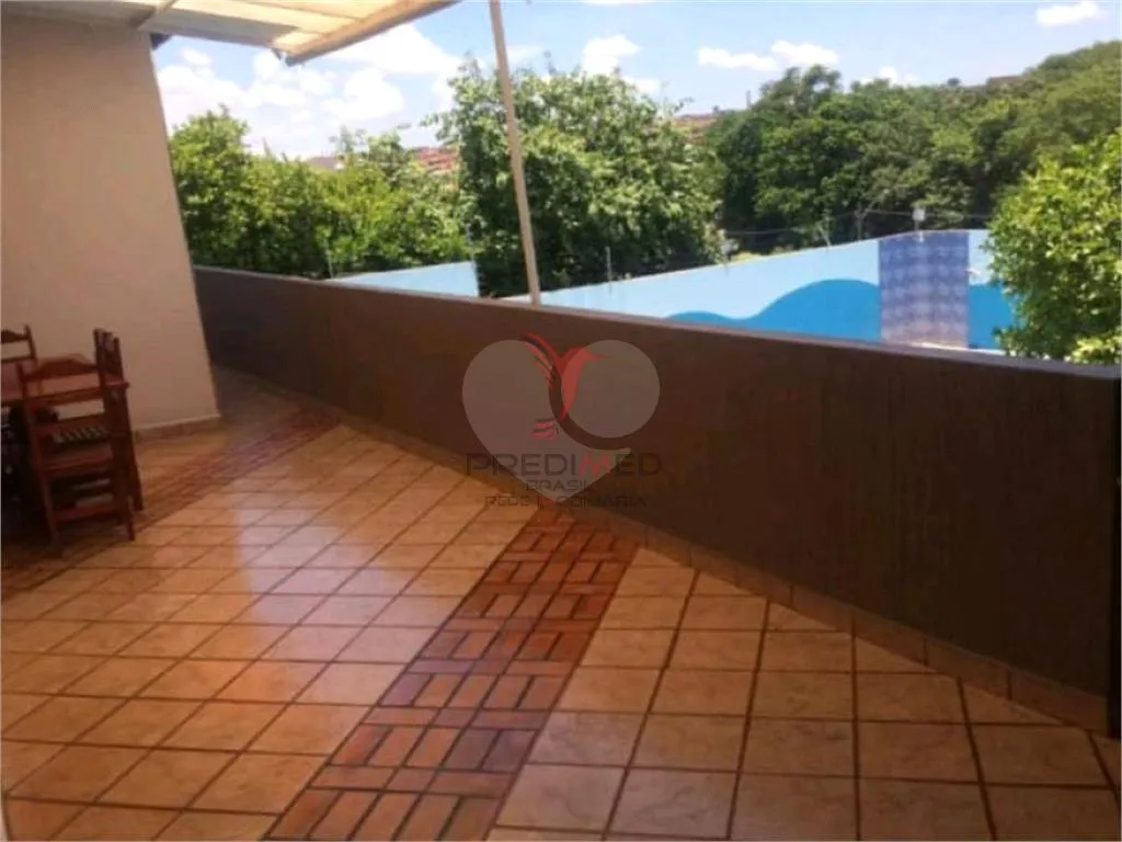 Imagem Casa de 3 quartos, 230m² no bairro Vila Antonieta I, em Lençóis Paulista
