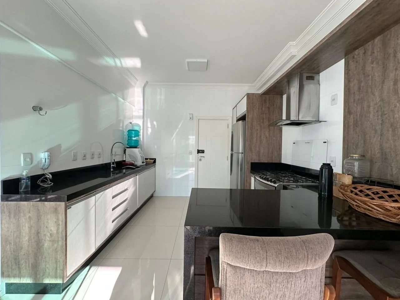 Imagem Apartamento com vista para o mar à venda com 300m2 por R$ 3.600.000,00