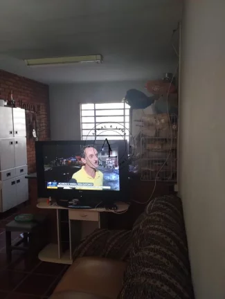 Imagem Refúgio dos Sonhos: Chácara com Piscina, Churrasqueira, Jardim e Campo de Futebol em 3.800m2
