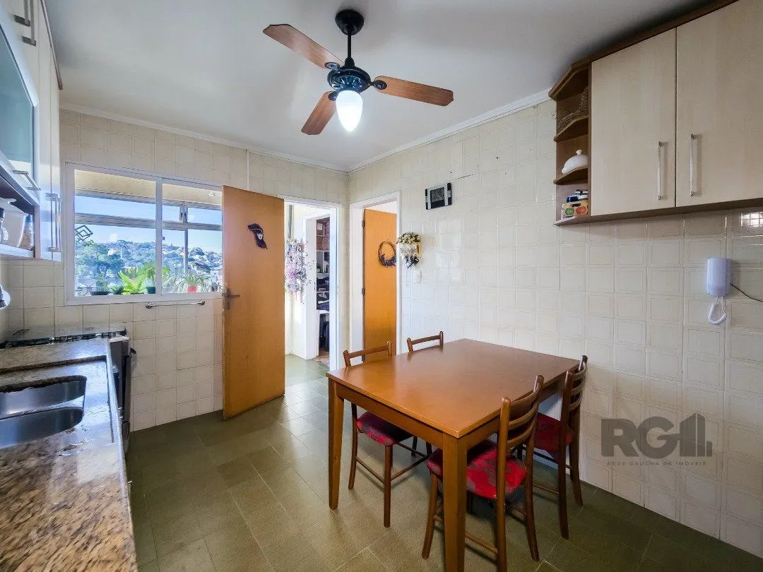 Imagem Cobertura, 2 quartos, 1 suite, dependência de empregada, 1 vaga de garagem, bairro Partenon