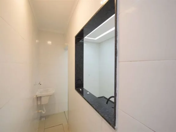 Imagem Casa com 2 dormitórios à venda, 45 m² por R$ 230.000 - Jardim Melvi - Praia Grande/SP