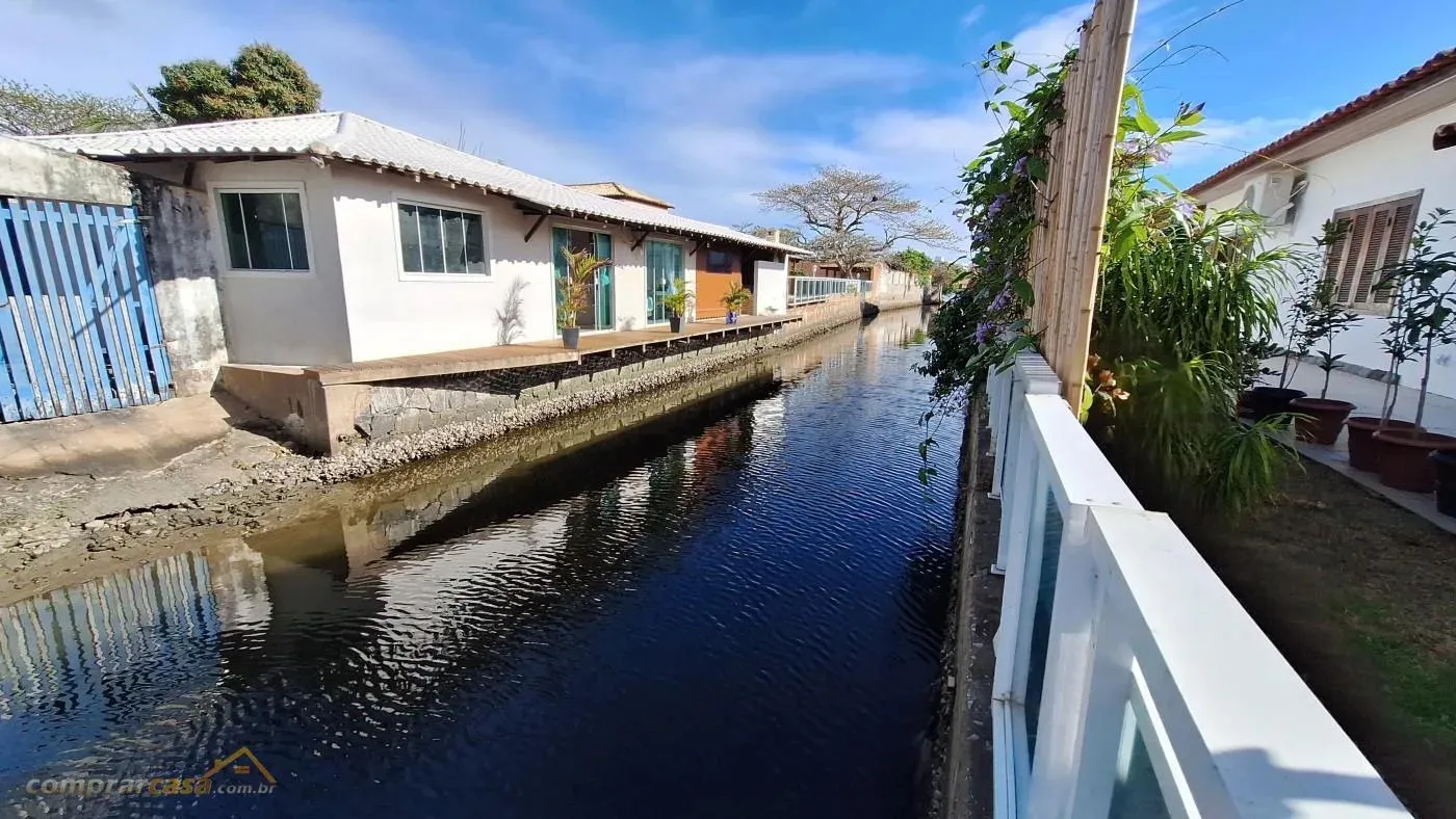 Imagem Casa em Canal Navegável na Ogiva, Cabo Frio/RJ