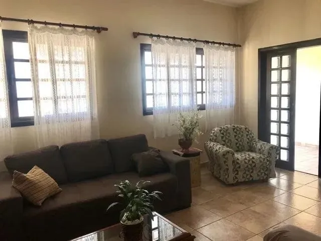 Imagem Casa à venda 3 Quartos, 1 Suite, 4 Vagas, 168M², Jardim Bela Vista, Taubaté - SP