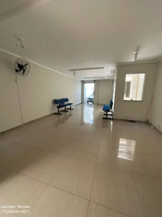 Imagem Casa à Venda no Bairro Santo José - Confira Detalhes e Contato