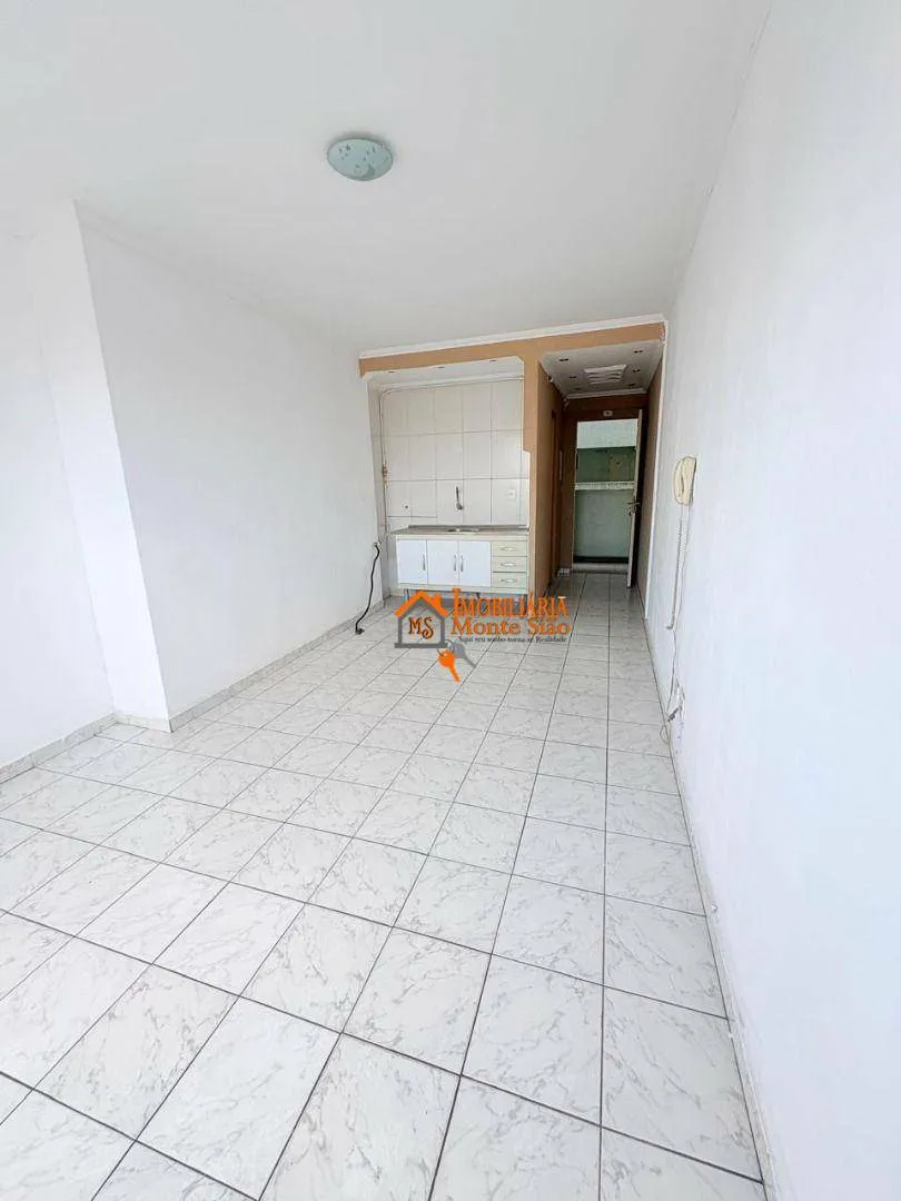 Imagem Kitnet com 1 dormitório à venda, 24 m² por R$ 190.000,00 - Centro - Guarulhos/SP
