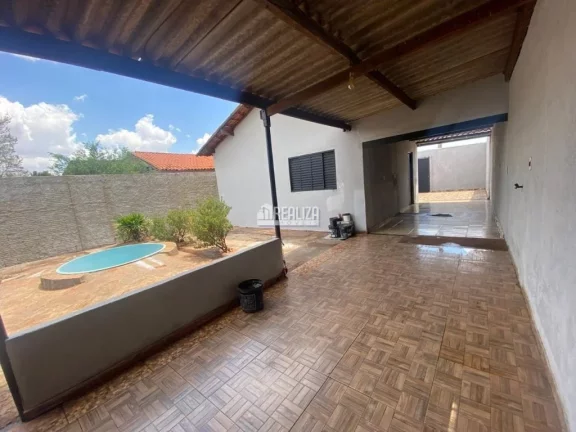Imagem Casa de 2 dormitórios à venda no Residencial 2000, Uberaba