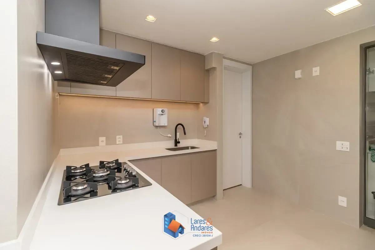 Imagem Apartamento para venda em Campo Belo com 3 quartos, sendo 3 suítes, 211m²