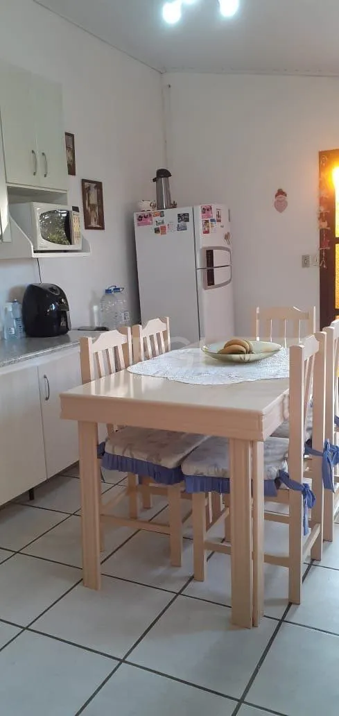 Imagem Casa para Venda - 80m², 3 dormitórios, 2 vagas - Espirito Santo
