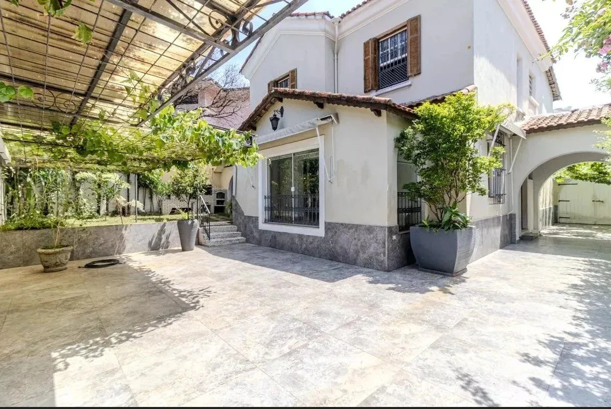 Foto do imóvel Casa para Venda em São Paulo, Pacaembu, 3 dormitórios, 1 banheiro, 2 vagas