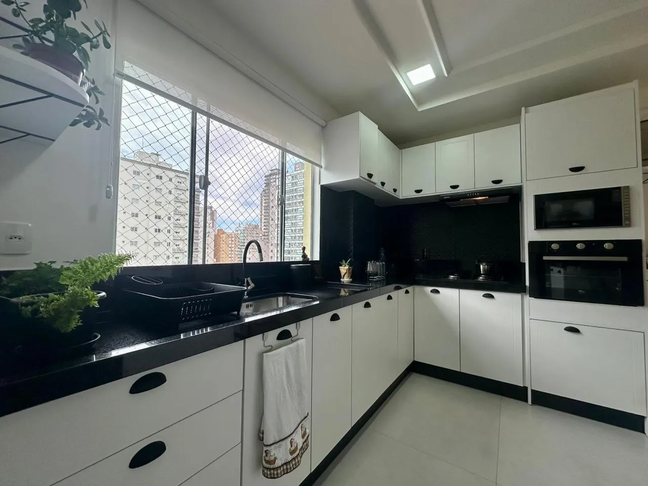 Imagem Apartamento à venda com 128m2 por R$ 1.590.000,00