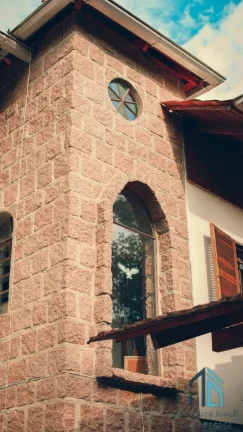 Imagem Imóvel Comercial e Residencial, Castelinho para Restaurante e Hotel, no centro de Rodeio SC
