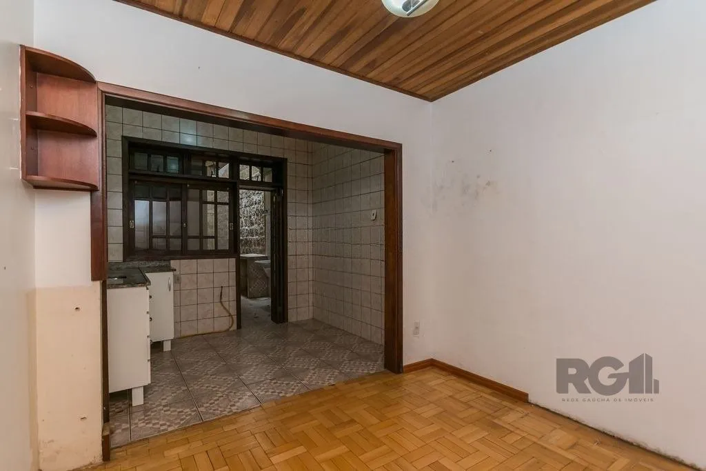 Imagem Excelente casa de 150m² com 3 dormitórios e 2 vagas.