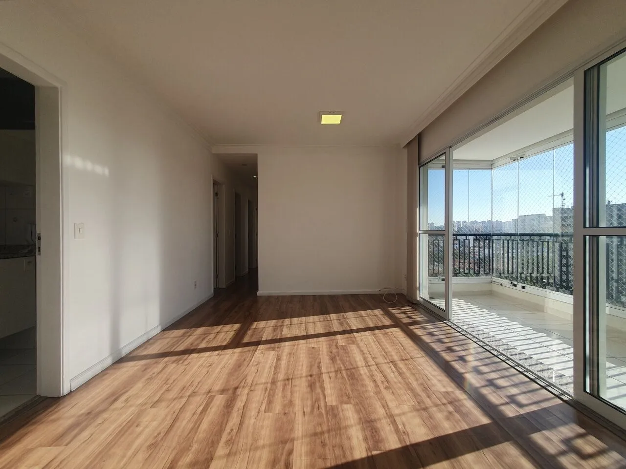 Imagem 85m² com 3 Dormitórios e 2 vagas - Varanda Gourmet e Lazer Completo para Locação