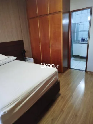 Imagem Sobrado com 4 dormitórios à venda, 300 m² por R$ 780.000,00 - Jardim Atlântico - Goiânia/GO