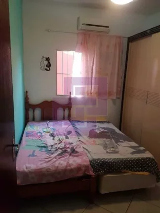 Imagem Casas / Padrão na cidade de Guarujá