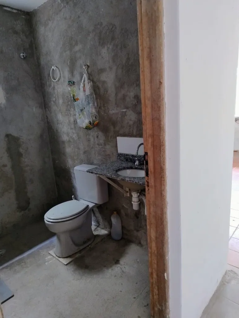 Imagem Sobrado de Luxo à Venda em Santo André-SP no Bairro Jardim Las Vegas: 3 Quartos, 1 Suíte, 3 Banheiros, 2 Vagas, 185 m².