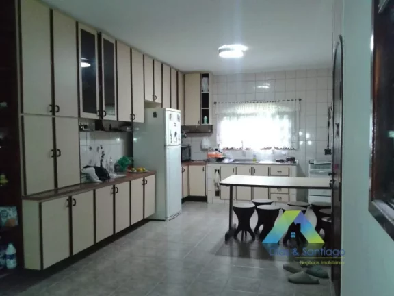 Foto do imóvel SANTO ANDRÉ Sobrado 180M² 3 suítes, 2 vagas com ótimo valor e localização !!!
