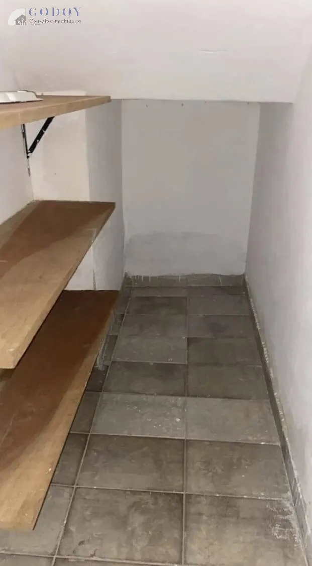 Imagem Casa à Venda no Bairro Maria Áurea - Ótima Localização