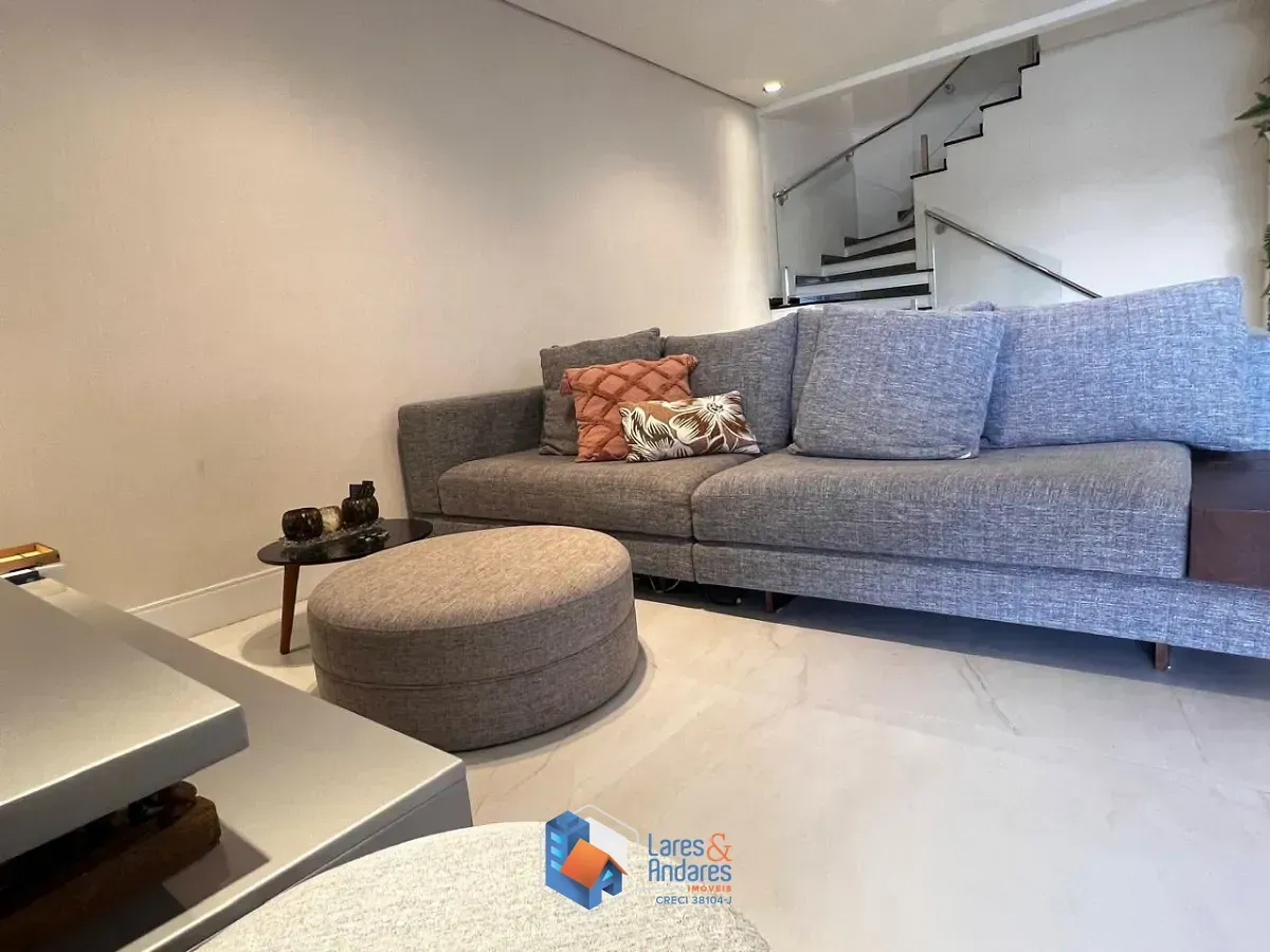 Imagem Casa em condomínio para venda em Jardim Londrina com 3 quartos, sendo 3 suítes, 229m²