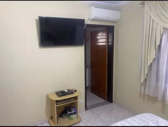 Imagem Sobrado com 3 dormitórios à venda, 165 m² por R$ 590.000,00 - Vila Acoreana - Poá/SP