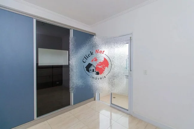 Imagem Lindo apartamento muito bem localizado à venda no Centro de São Bernardo do Campo com 3 suítes, 2 vagas, depósito no sub-solo, 127 m²