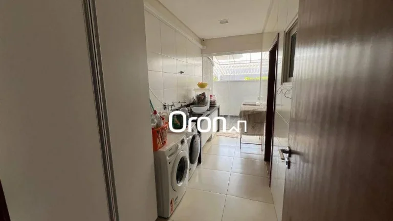 Imagem Casa à venda, 299 m² por R$ 3.500.000,00 - Jardins Atenas - Goiânia/GO
