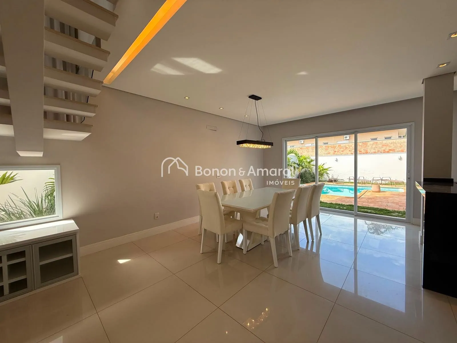 Imagem Casa em condomínio no Condomínio Terras Do Cancioneiro Paulínia, de 3 quartos, 260 m² à venda no Condomínio Terras do Cancioneiro - Paulínia/SP