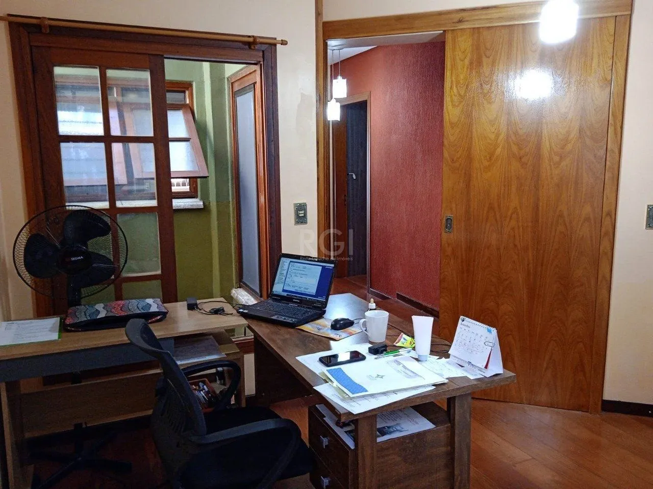 Imagem Apartamento com 128.25m², 3 dormitórios, sendo 2 suites, 1 vaga, Petrópolis,