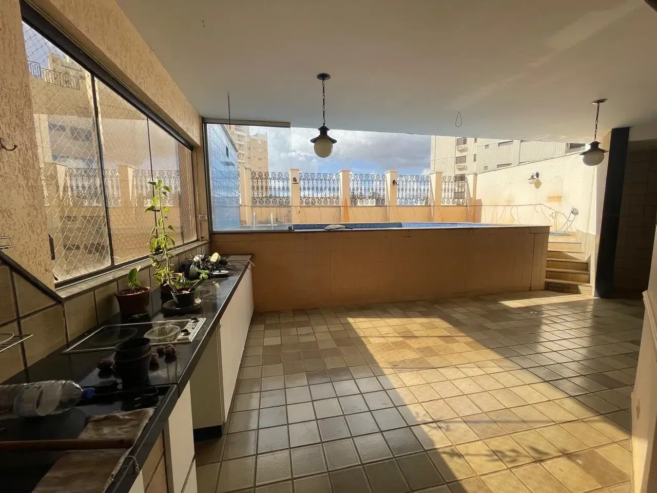 Imagem Cobertura com 4 Quartos à Venda, 353 m² em Setor Bueno - Goiânia