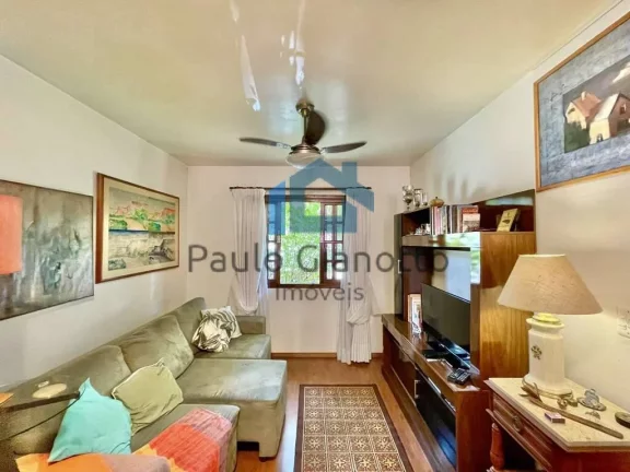 Imagem Casa à Venda em Condomínio na Região da Granja Viana