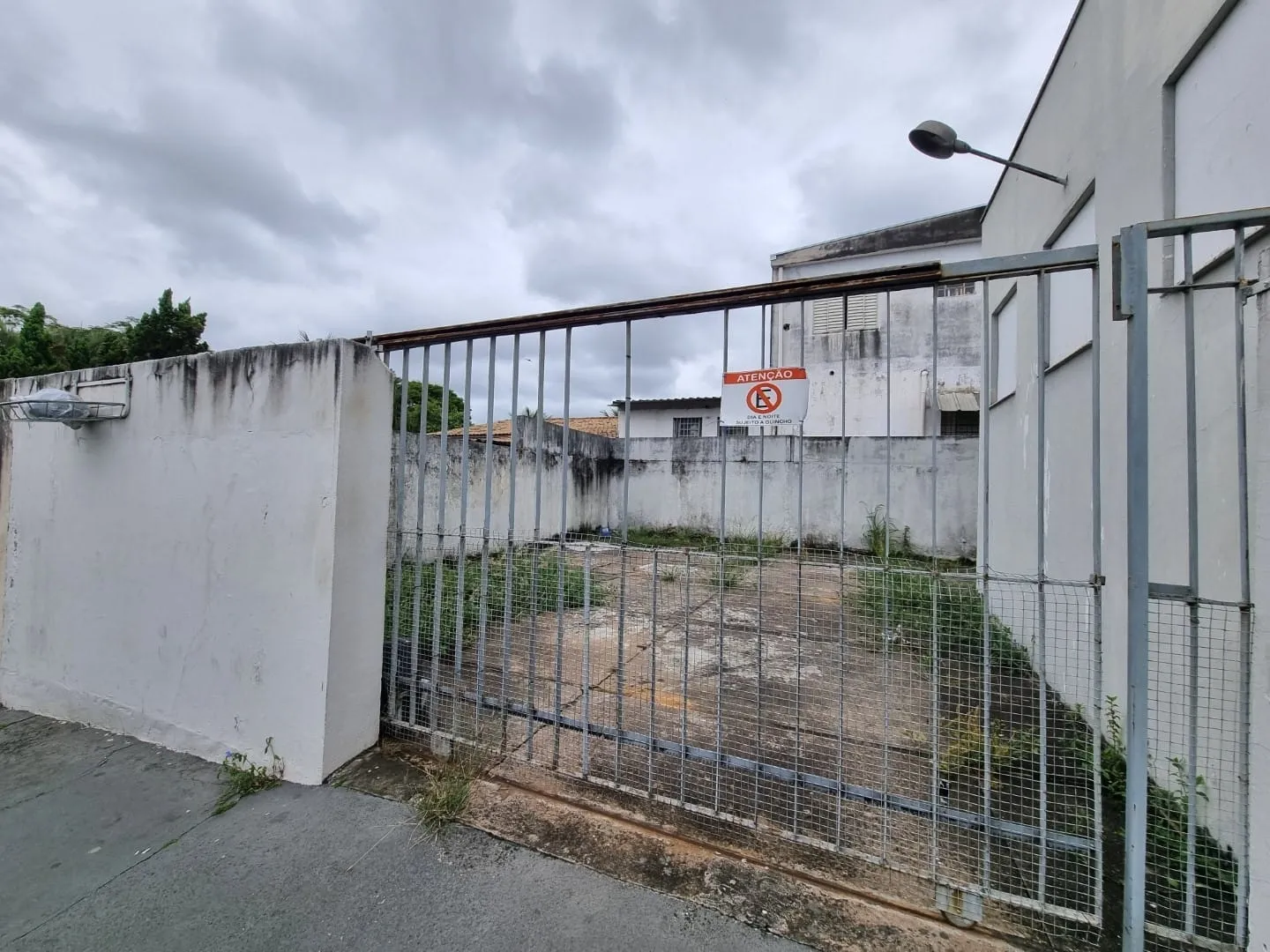 Imagem Excelente Oportunidade: Ponto Comercial de Esquina em Moreira César com 300m² e Alta Visibilidade para Novos Negócios