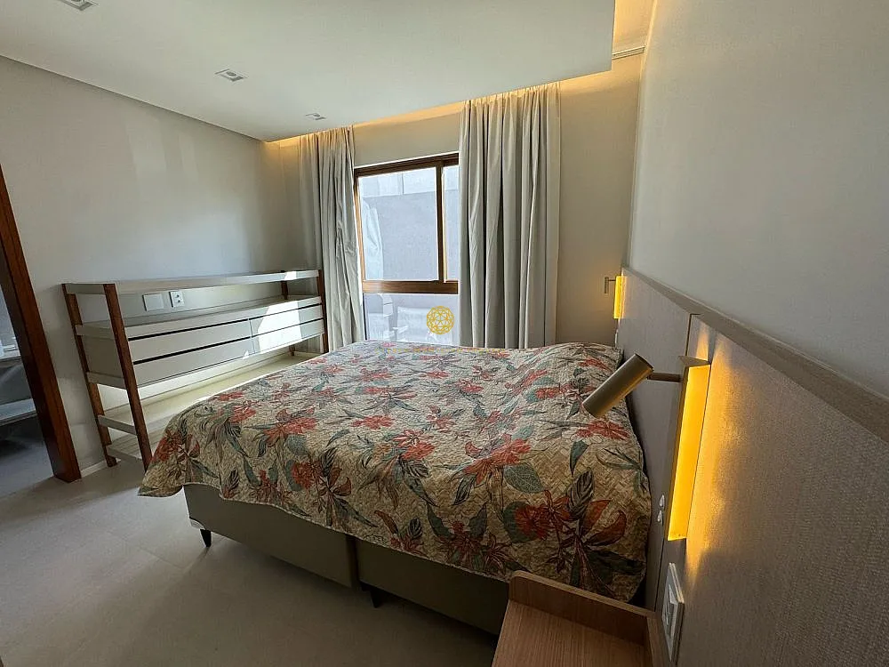 Imagem Casa de luxo no Piscinas Naturais  Praia do Forte, 7 suítes