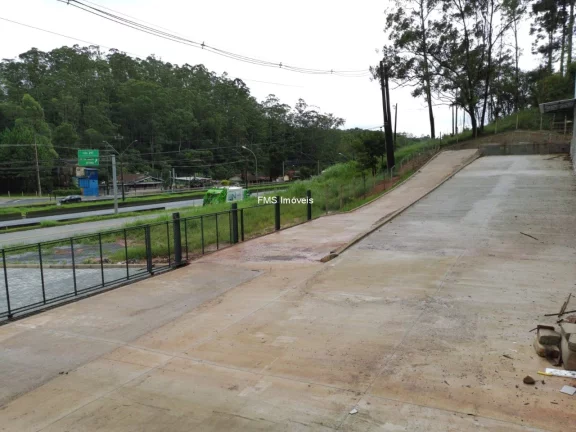 Imagem Galpão com 3620m² em Itapecerica de Serra - SP