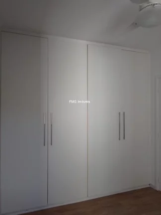 Imagem Apartamento à venda na Vila Andrade com 2 quartos, 2 salas, 1 banheiro, 1 vaga.
