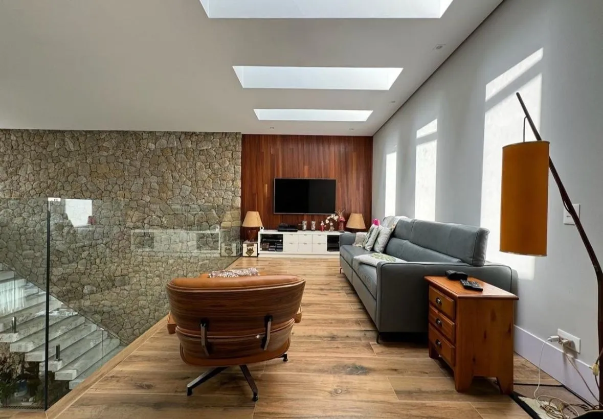 Imagem Casa de Altíssimo Padrão à Venda no Alphaville 01 em Barueri, 5 suítes, 600 m², piscina aquecida, mobiliada e terreno de 560 m²