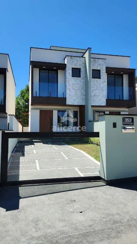 Imagem Sobrado à venda com 2 quartos 2 suítes, 92m² em Potecas São José