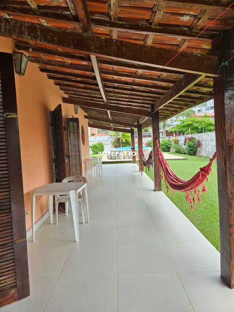 Imagem Casa à venda em Ubatuba, Toninhas, com 5 quartos, 244m2