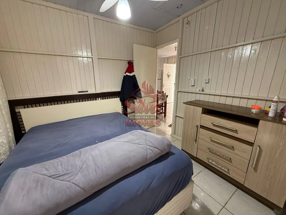 Imagem Casa 3 dormitórios com piscina a 250m do mar